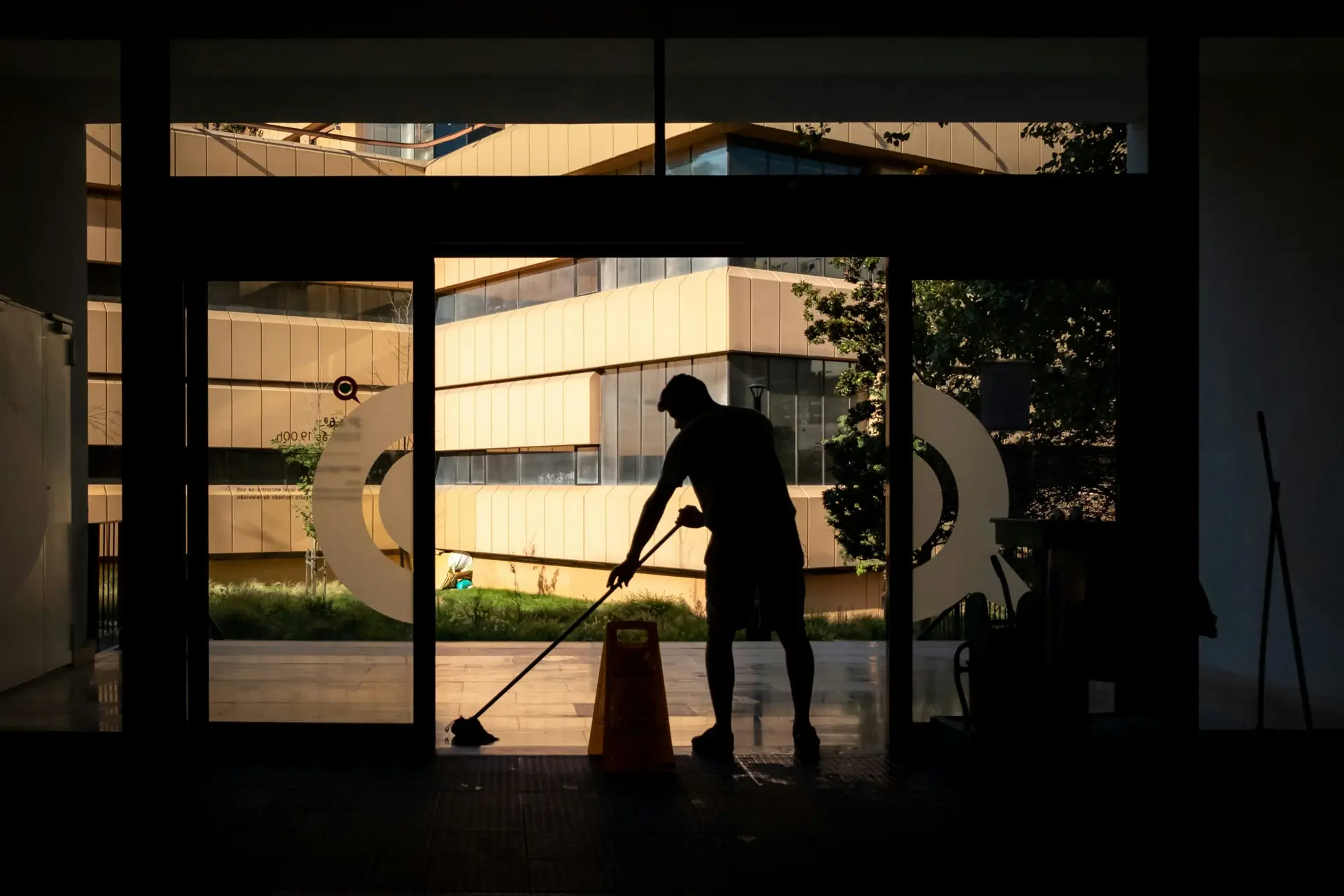 Business cleaning schedule